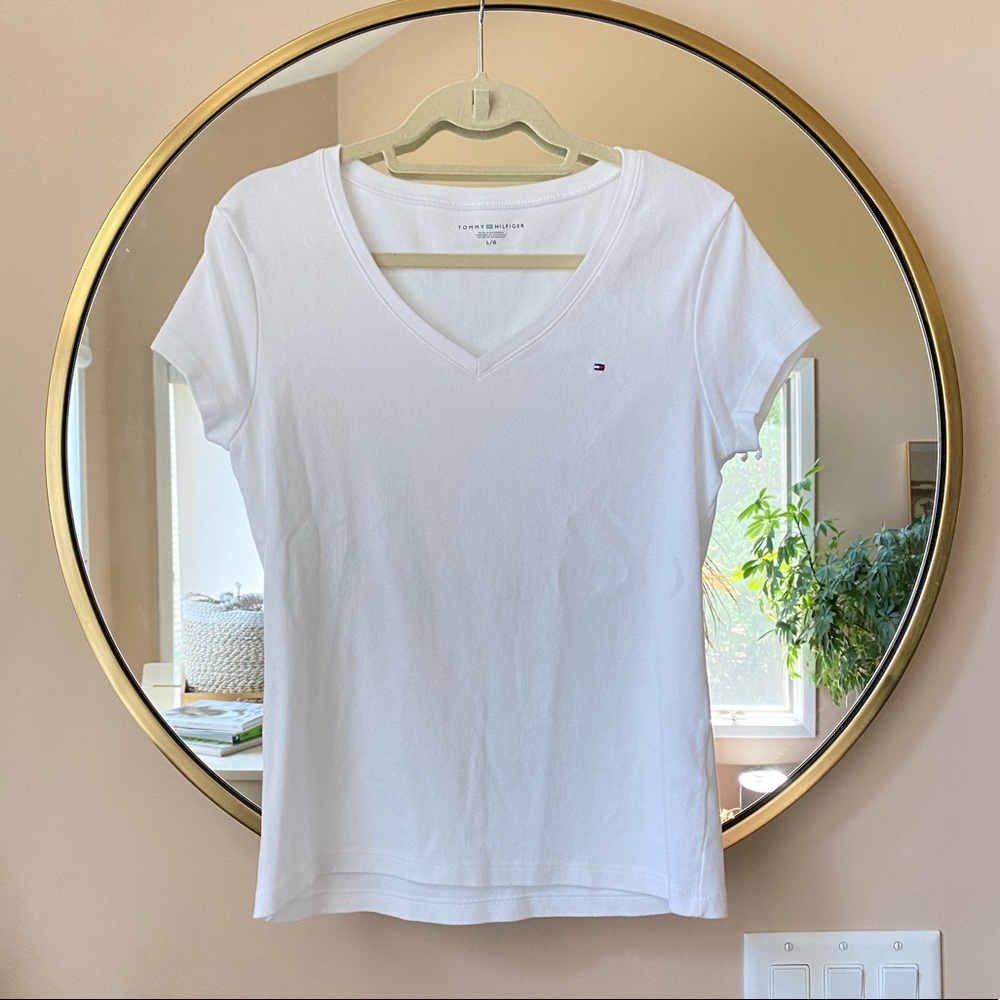 Tommy Hilfiger White T